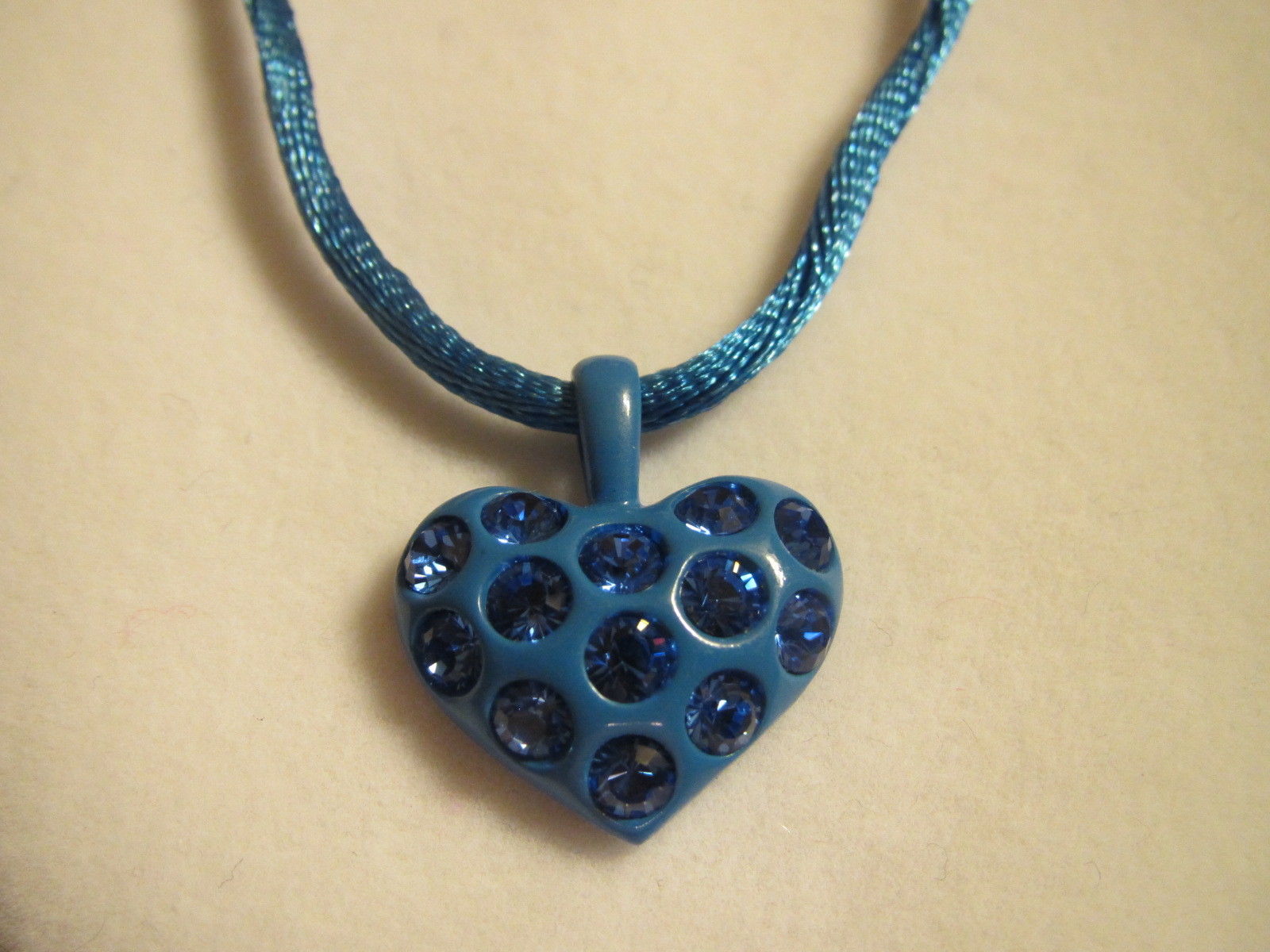 HEART Pendant BLUE NECKLACE Keepsake Message 9" length cord Fashion Jewellery (GIF-54)
