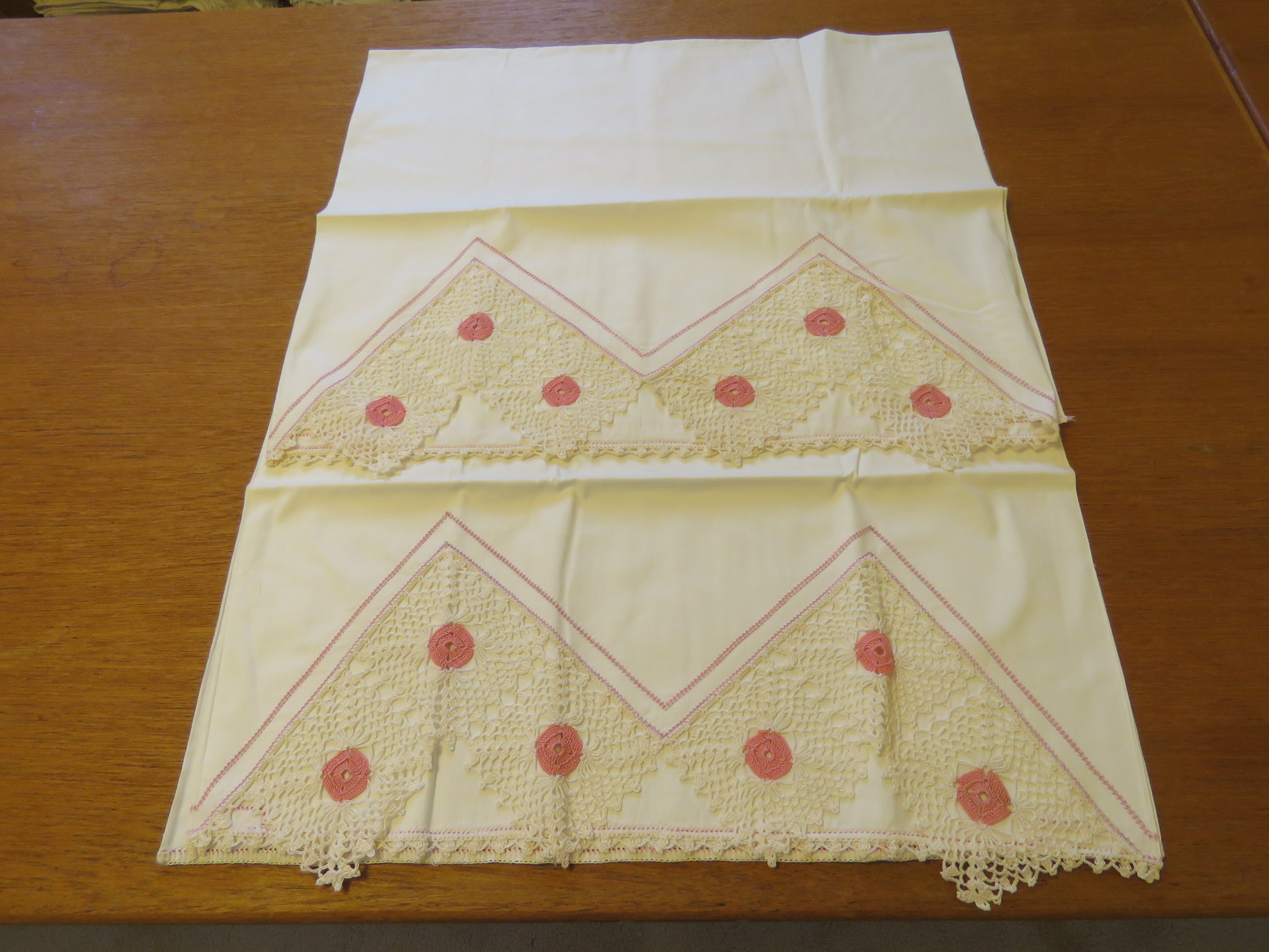 Vintage Pillowcase Set Hand Crochet Trim Cotton Cream  (L&T-260)