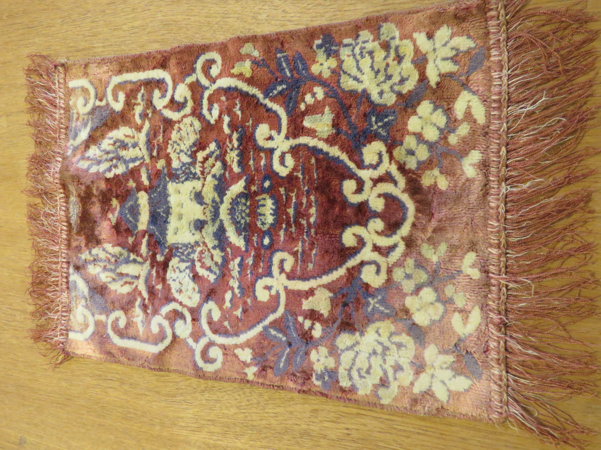 Vintage Plush Fringed Burgundy Table Runner Fringe Asian House Condition Issues (L&T-308)