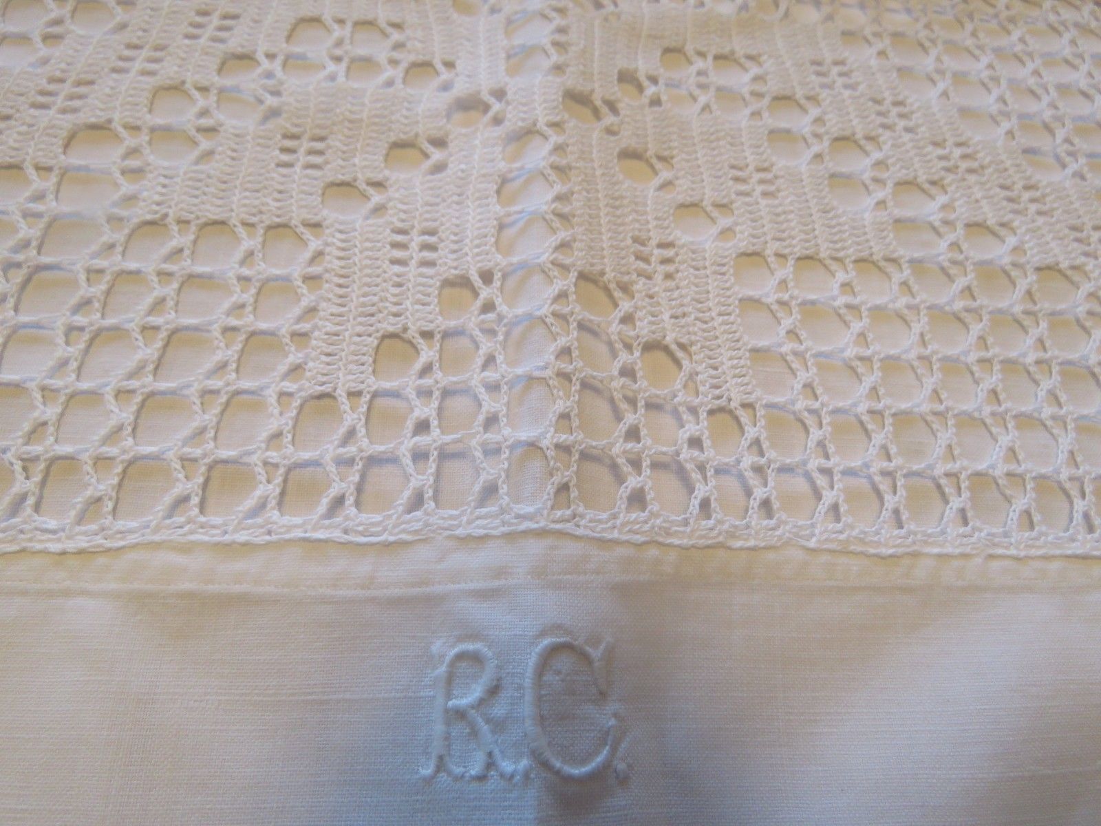 Vintage Pillow Sham Cover Cotton White R C Monogram Hand Crochet Lace Insert (L&T-356)