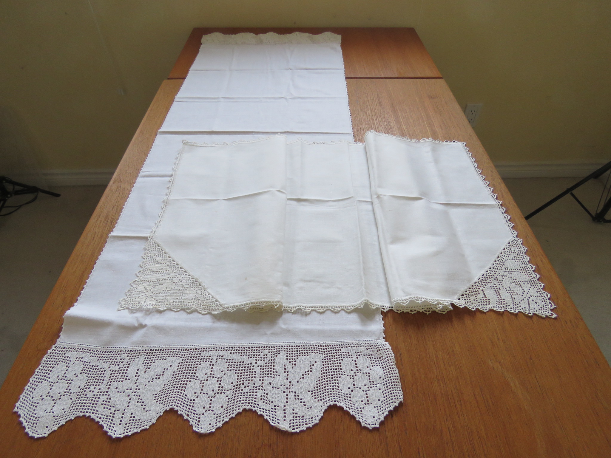 2 Vintage Cream Table Runners Dresser Scarf Cotton Hand Crochet Inserts (L&T-99)