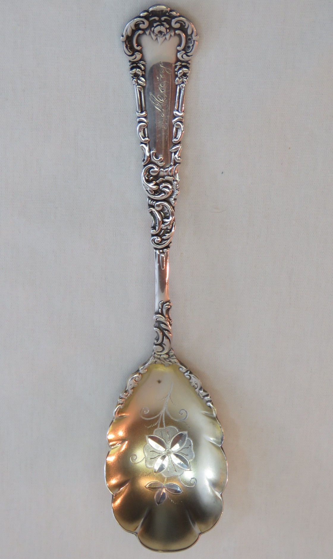 YALE WM. ROGERS SILVERPLATE Preserve Jam Spoon Brite Cut Gold wash Mono Mary (SIL-299)