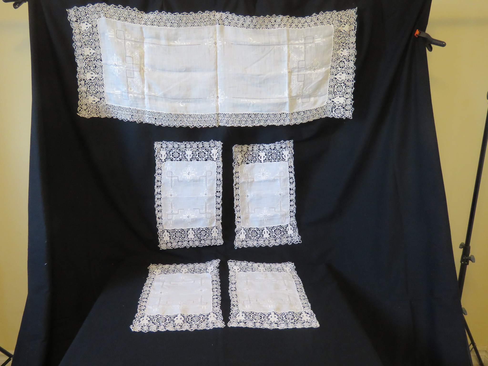 Antique Vintage Table Runner 4 Placemats Linen 5 pc. Embroidered Reticella Needlelace (L&T-116)
