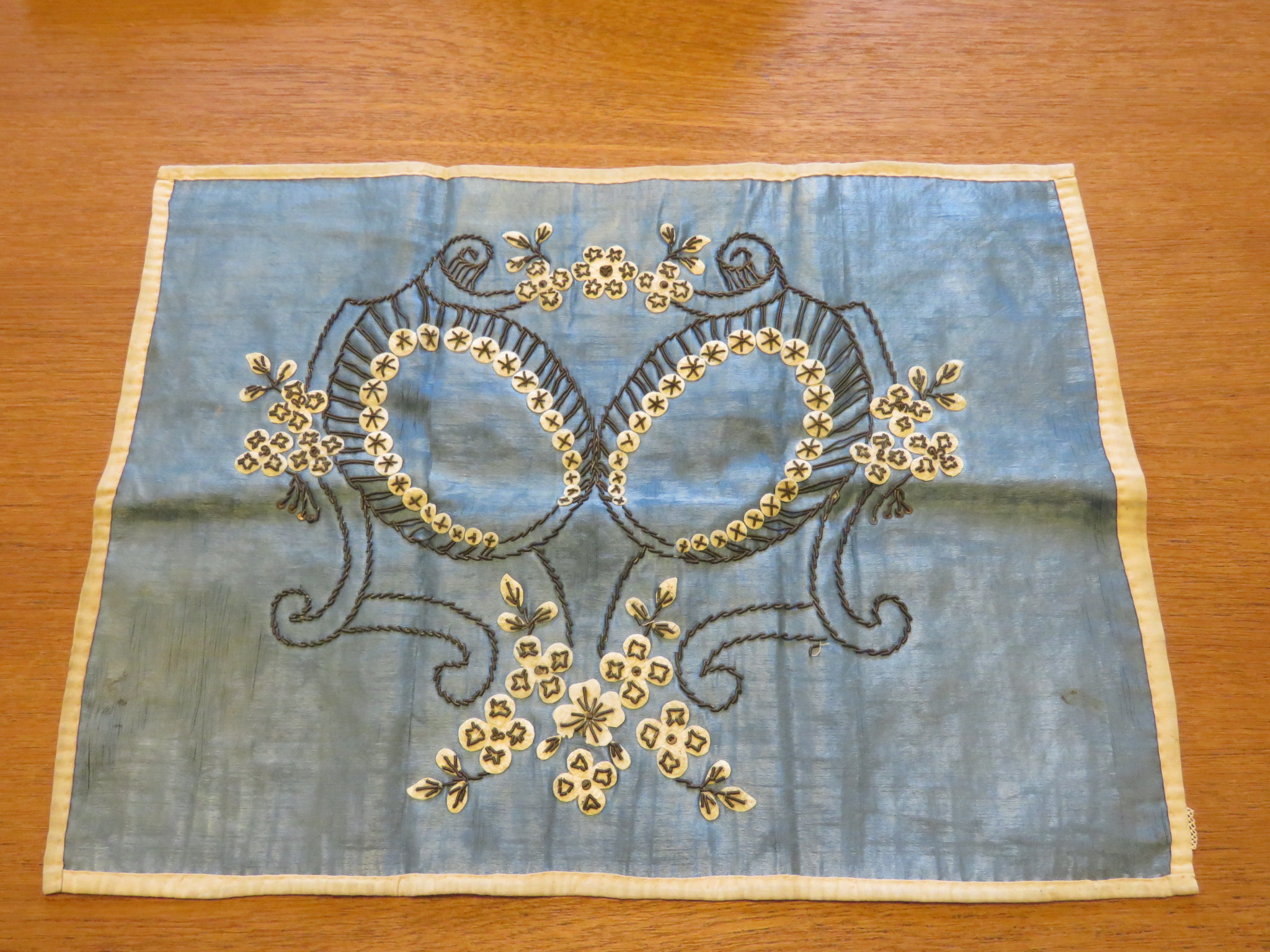 Antique Handmade Beadwork Tapestry Panel Victorian Parlor Art Handmade Handiwork (L&T-203)
