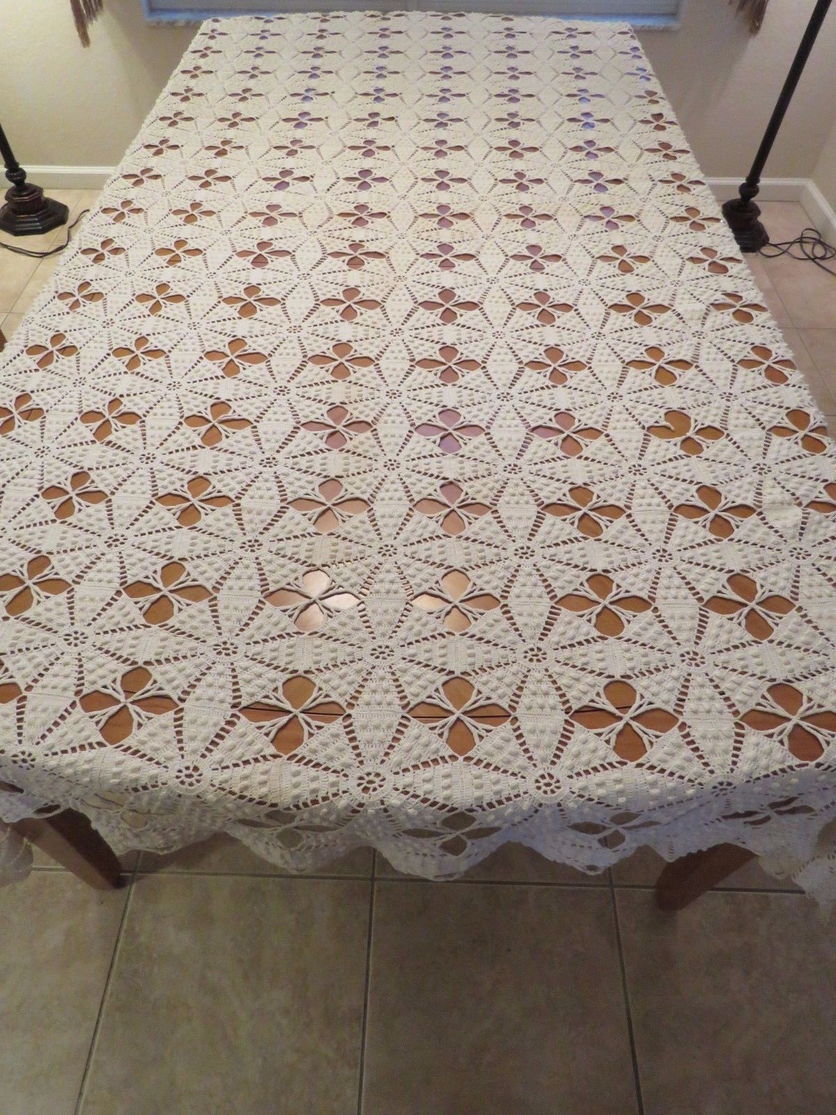 Vintage Bedspread Bed Cover Crocheted Crochet Lace Coverlet Afghan Throw Popcorn (L&T-401)