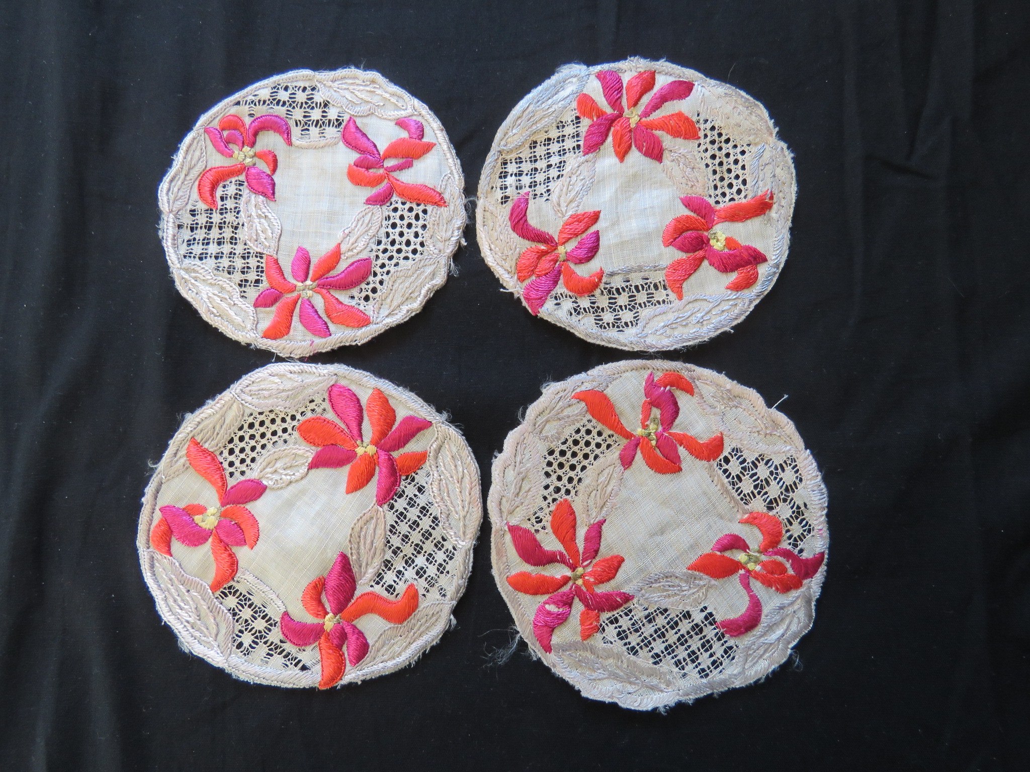 Antique Linen Doily Coasters Society Silk Embroidery Christmas Poinsettia Set of 4 (L&T-661)