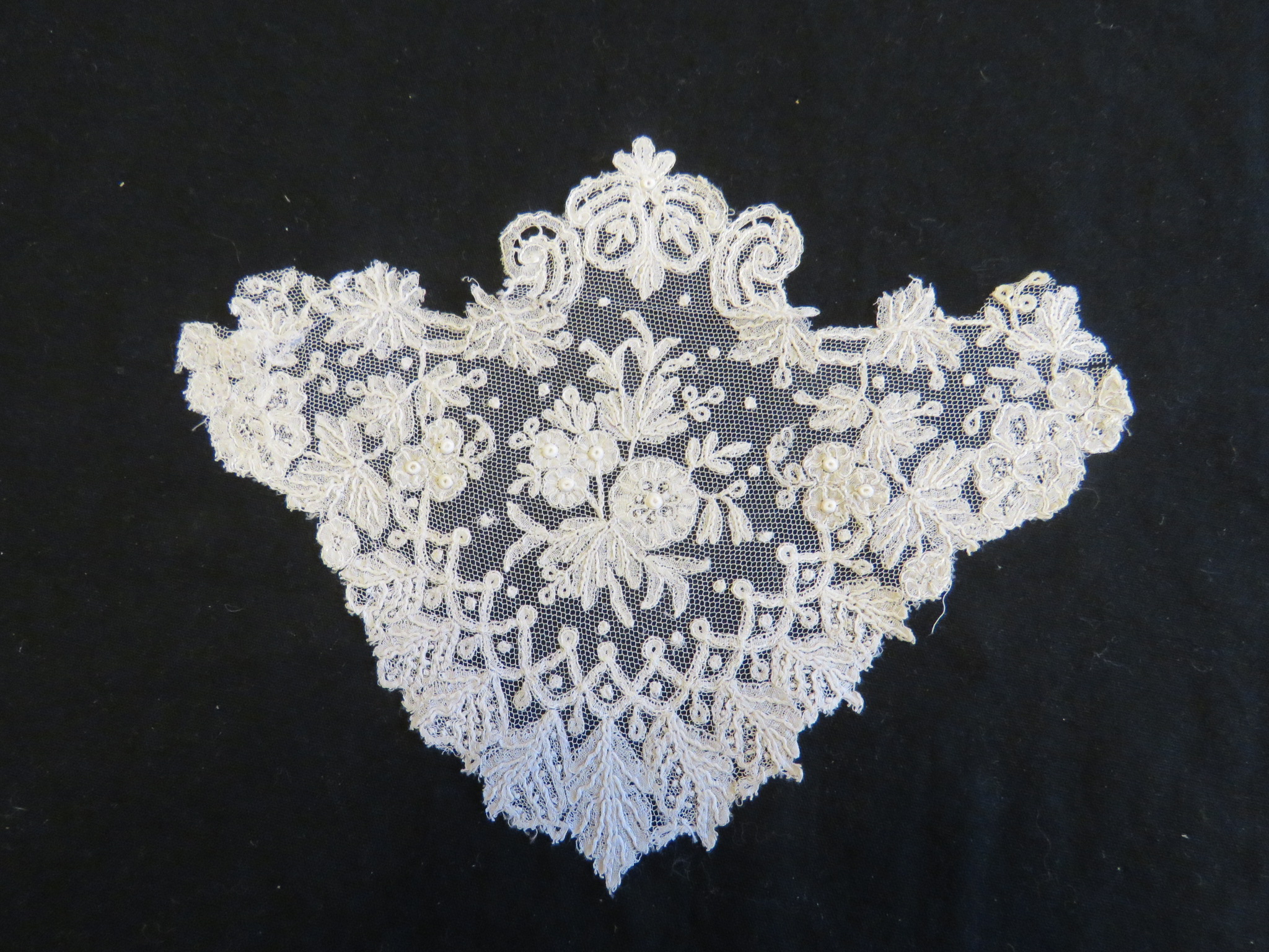 Handmade Antique Net Bobbin Lace Trim Dress Front Insert Remnant Flowers Leaves Fillings (LAC-148)
