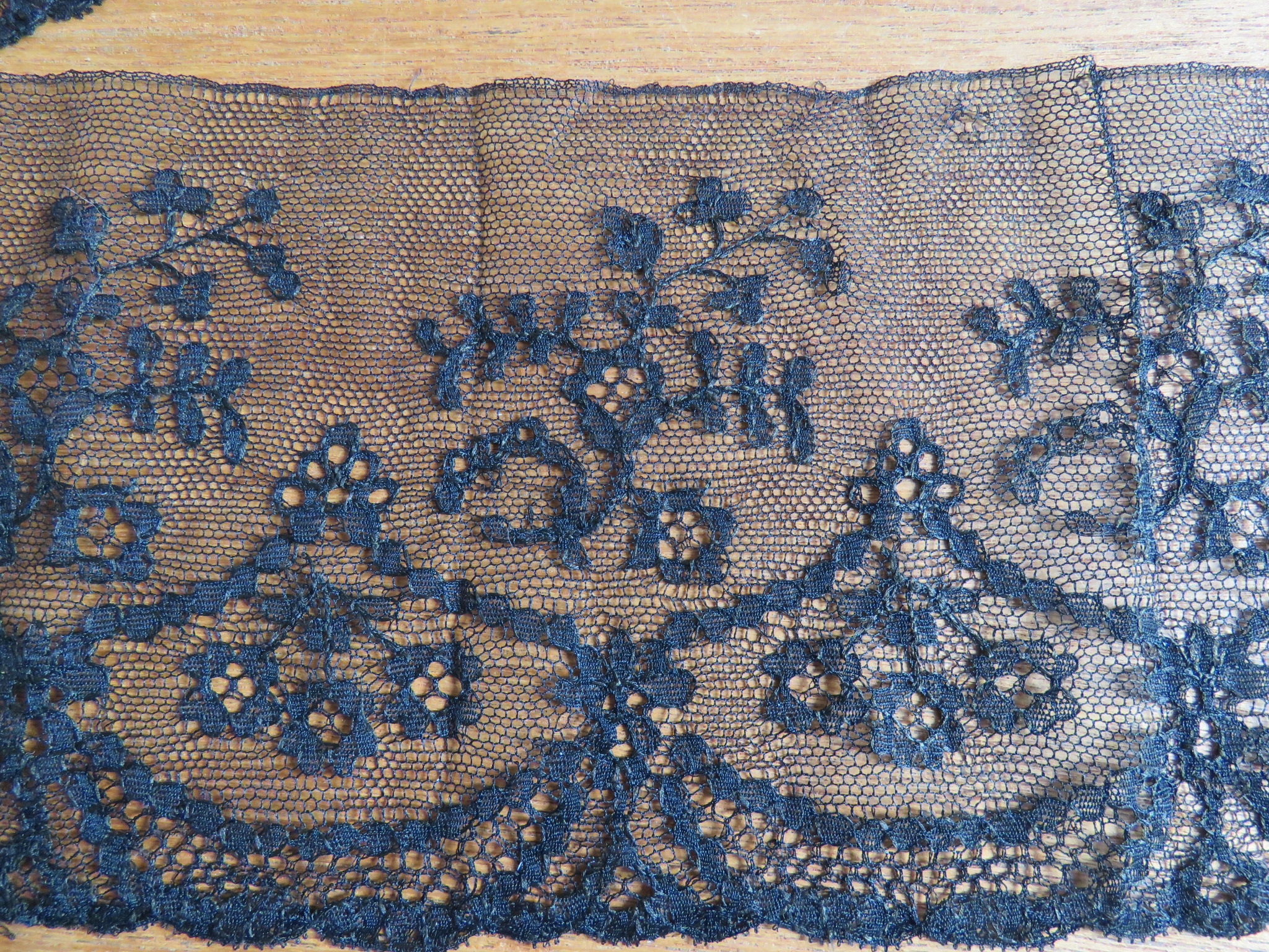 Used Antique French Black Lace Trim Remnant Floral Flowers 50" x 5" Sewing Crafts (LAC-150)