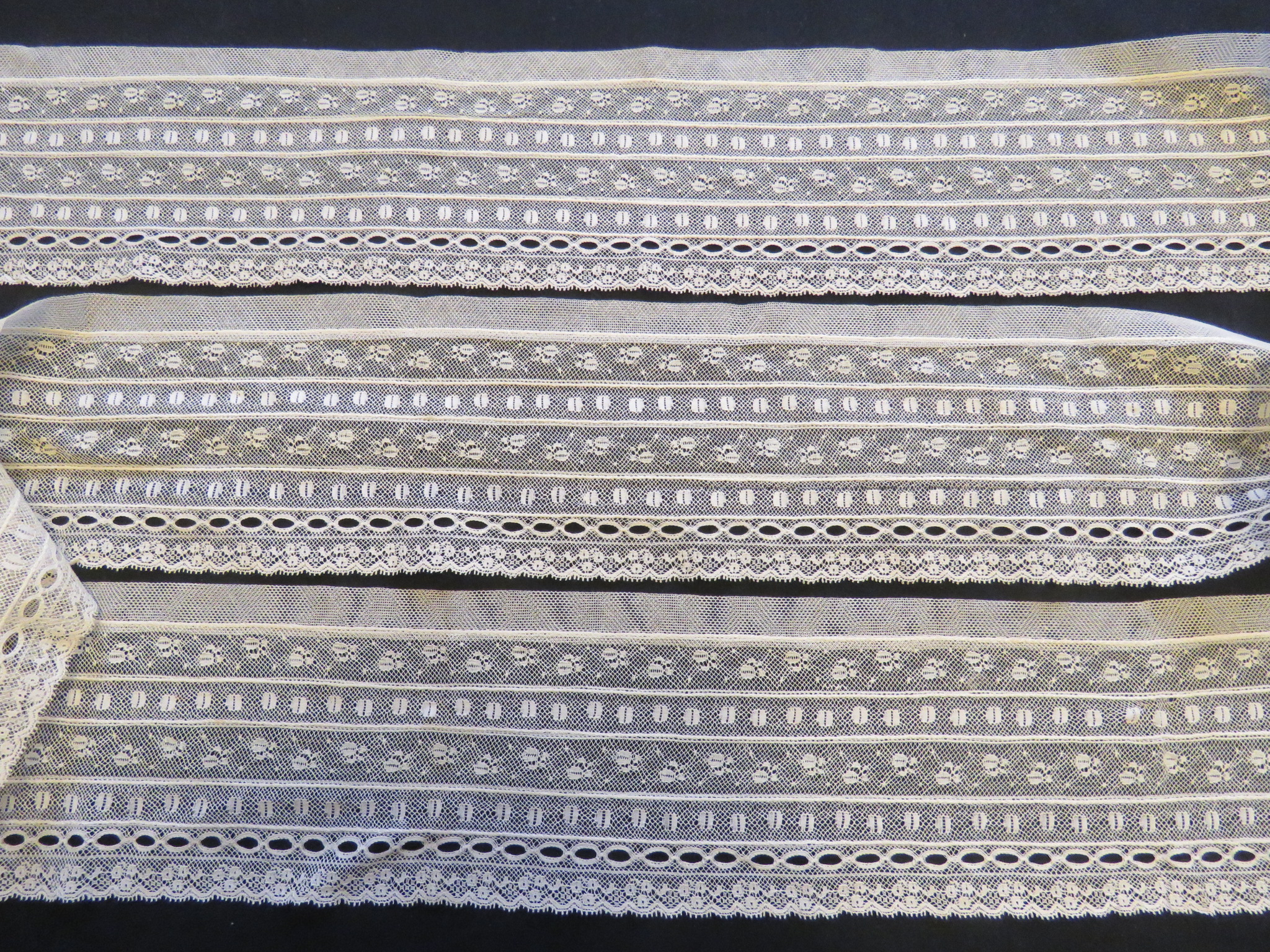 Unused Vintage Insert Ribbon Lace Trim Net 36" x  4" Narrow Bands Champagne (LAC-206)
