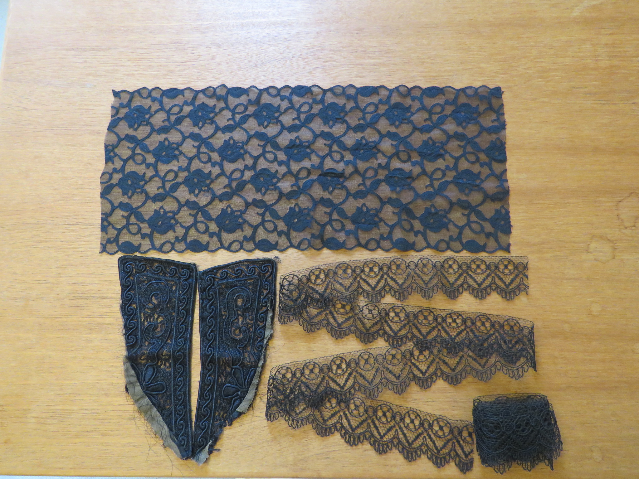 Vintage Black Lace Trims Lot Remnants Antique 2 pc Dress Inserts Soutache Cord (LAC-232)