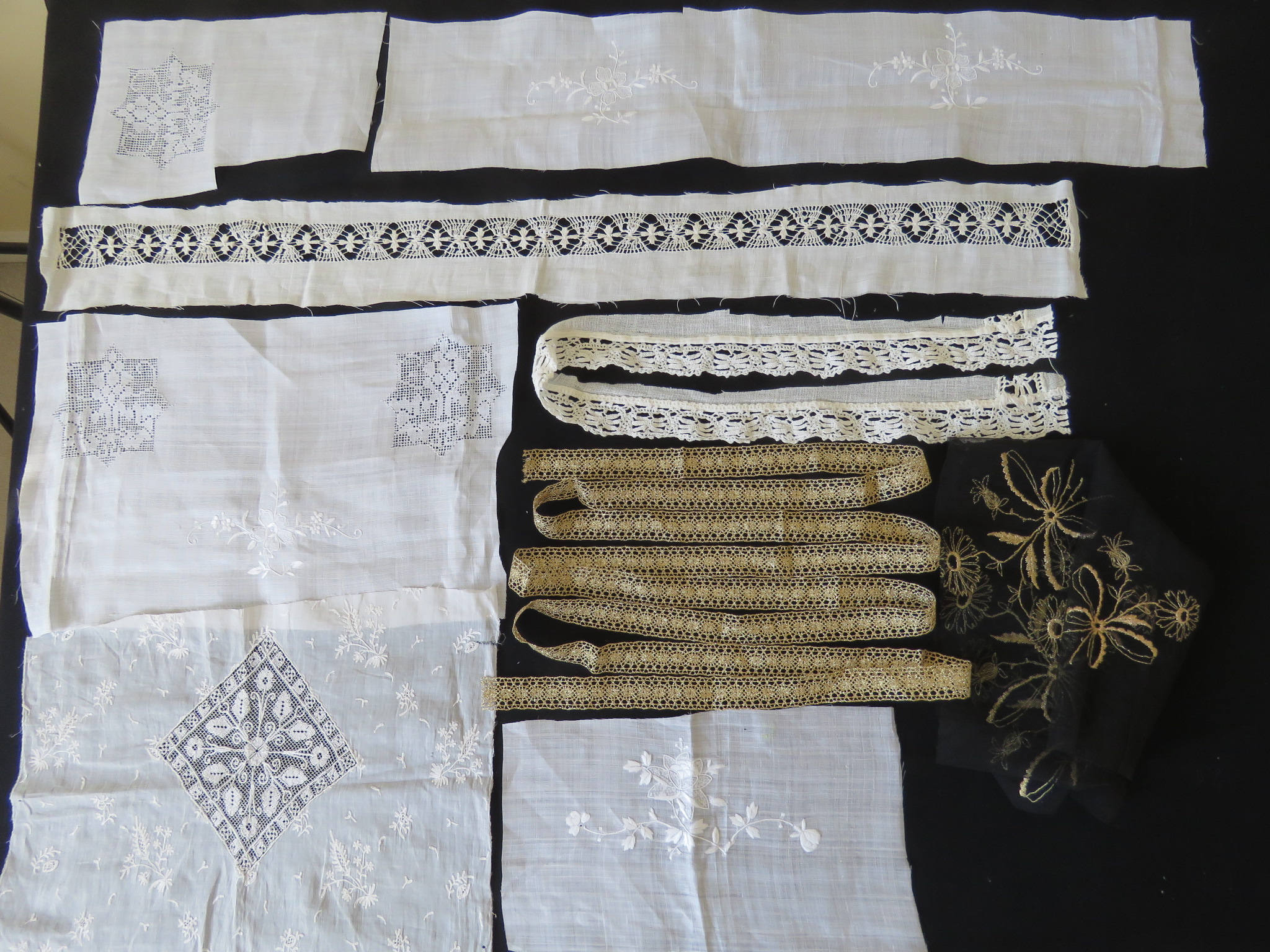 Vintage Lace Trims Lot Embroidered Tambour Machine Lace Filet Remnants Salvage Sewing  (LAC-240)