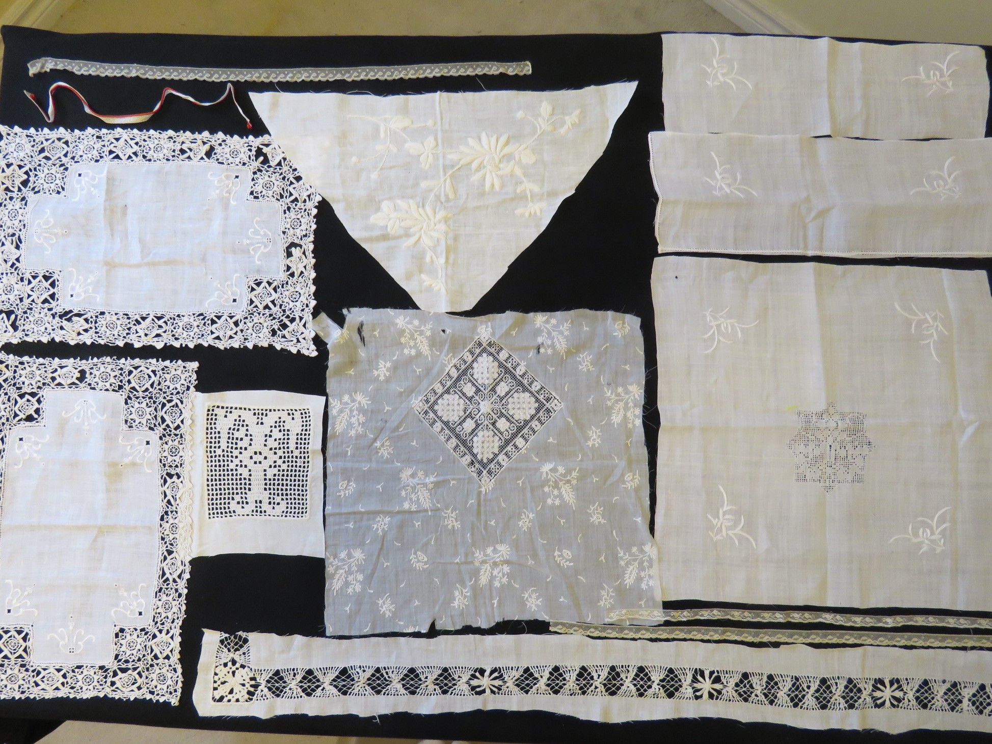 Vintage Lace Trim Lot Tenerife Filet Tambour Embroidered Needlelace Remnants Salvage  (LAC-243)