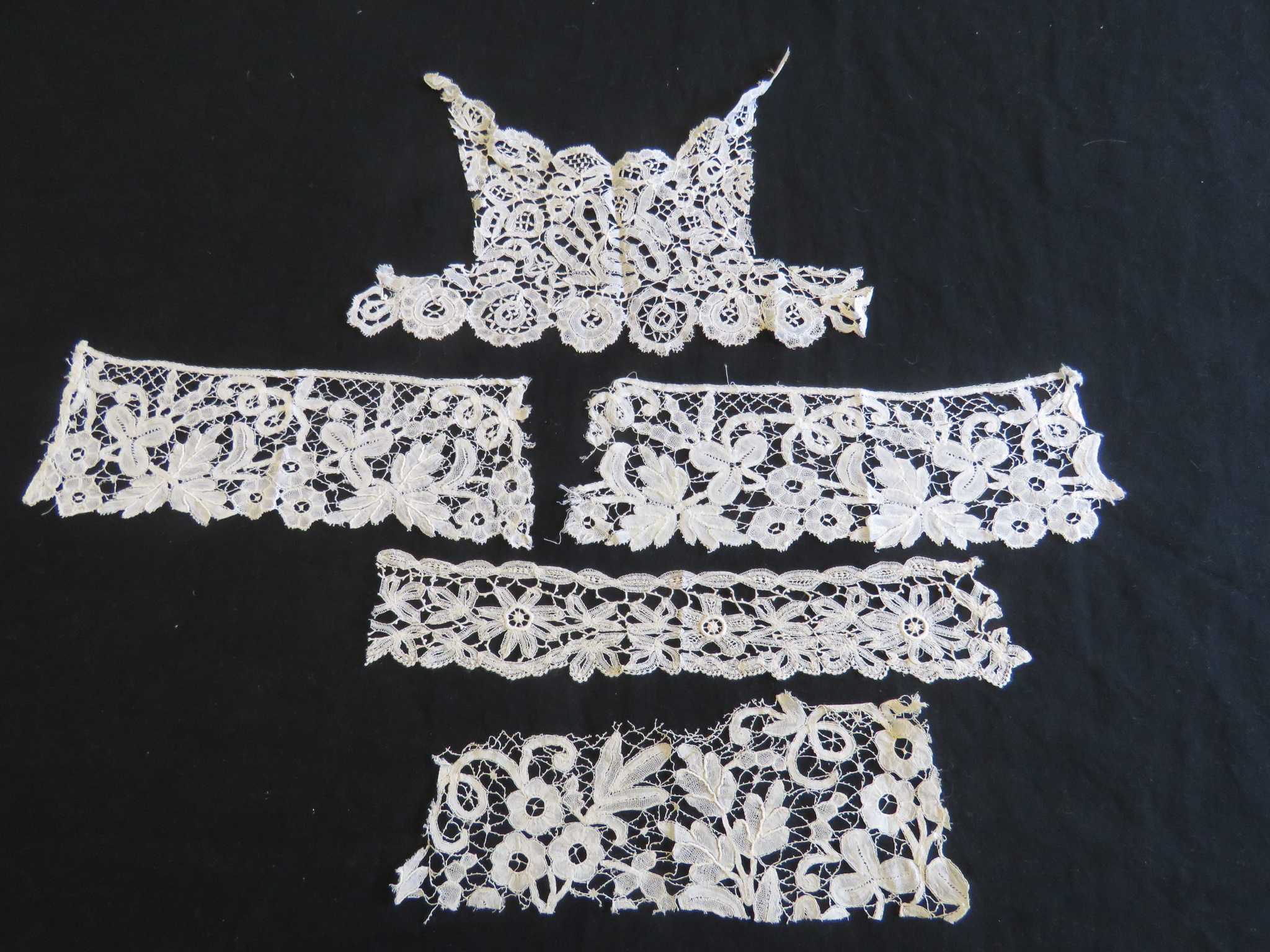 Used Vintage Bobbin Lace Trim Fragment Remnants Flower Leaf Cream White Sewing Craft 5 pc lot (LAC-321)