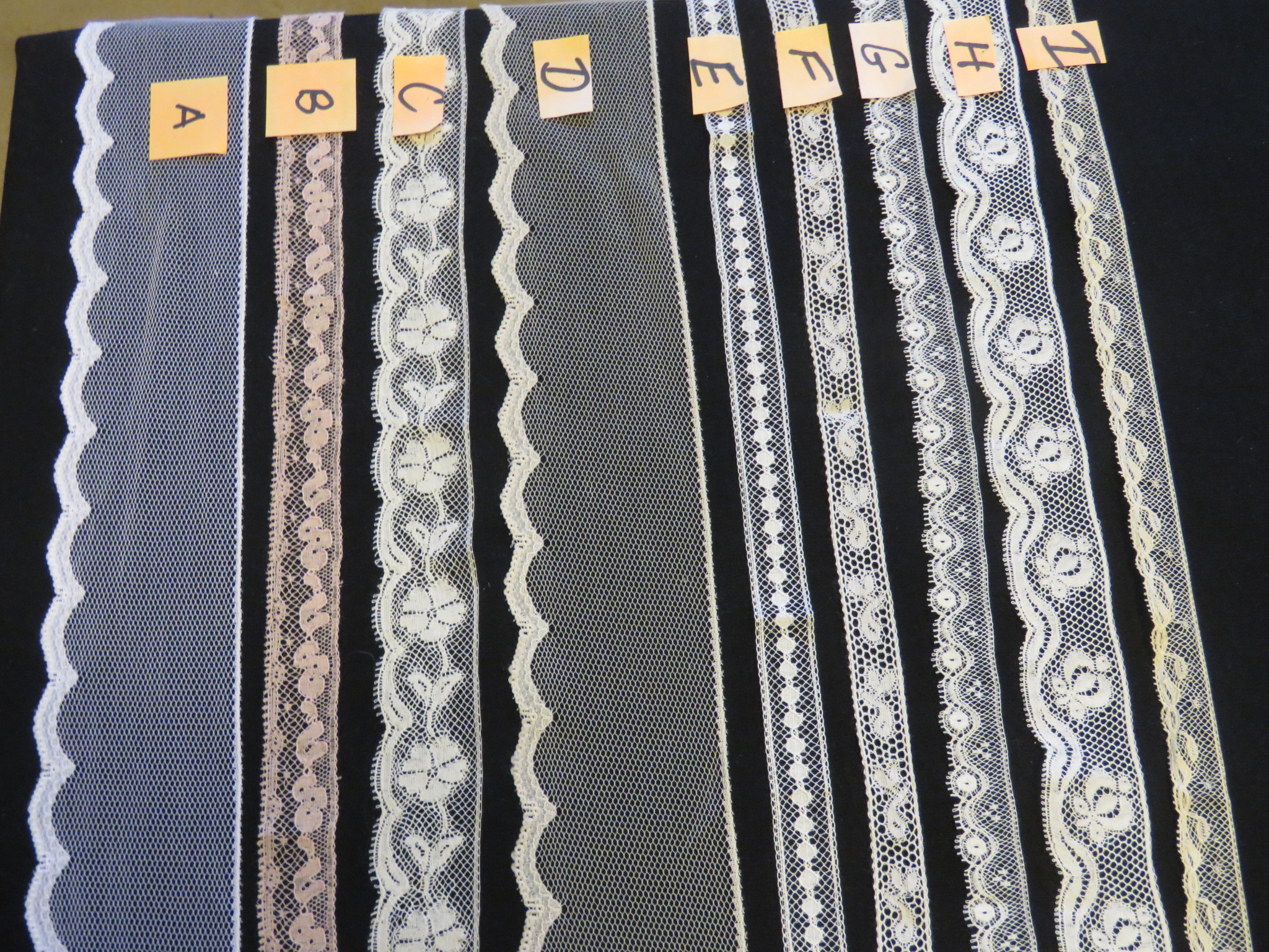 Unused Vintage Lace Trims Edgings Unused 18 yards Lot Cotton Scallop Insertion Sewing (LAC-334)