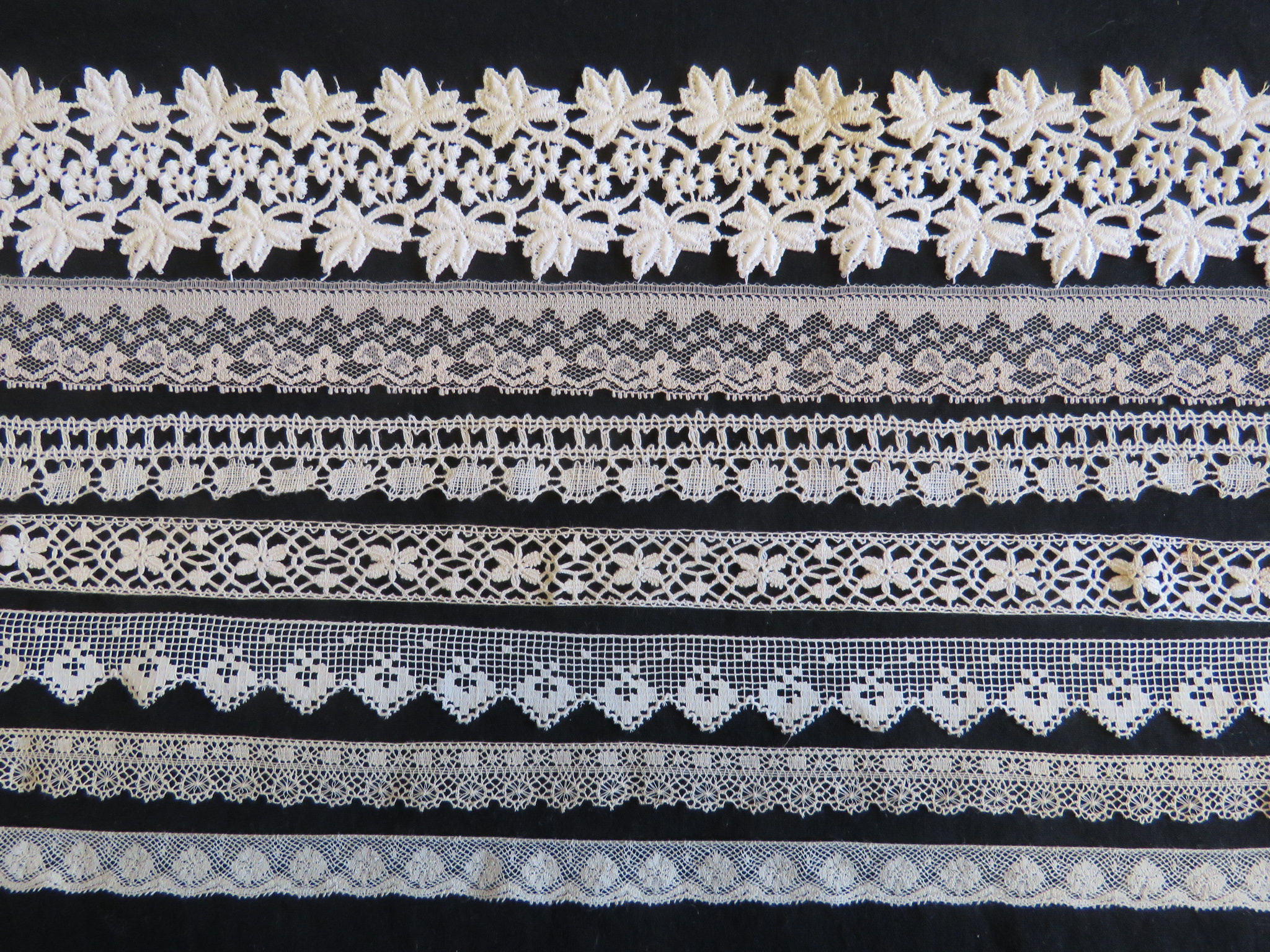 Unused Vintage Lace Trims Lot 14 yard Cream Beige Insertion Filet Art Deco Sewing Dolls (LAC-361)