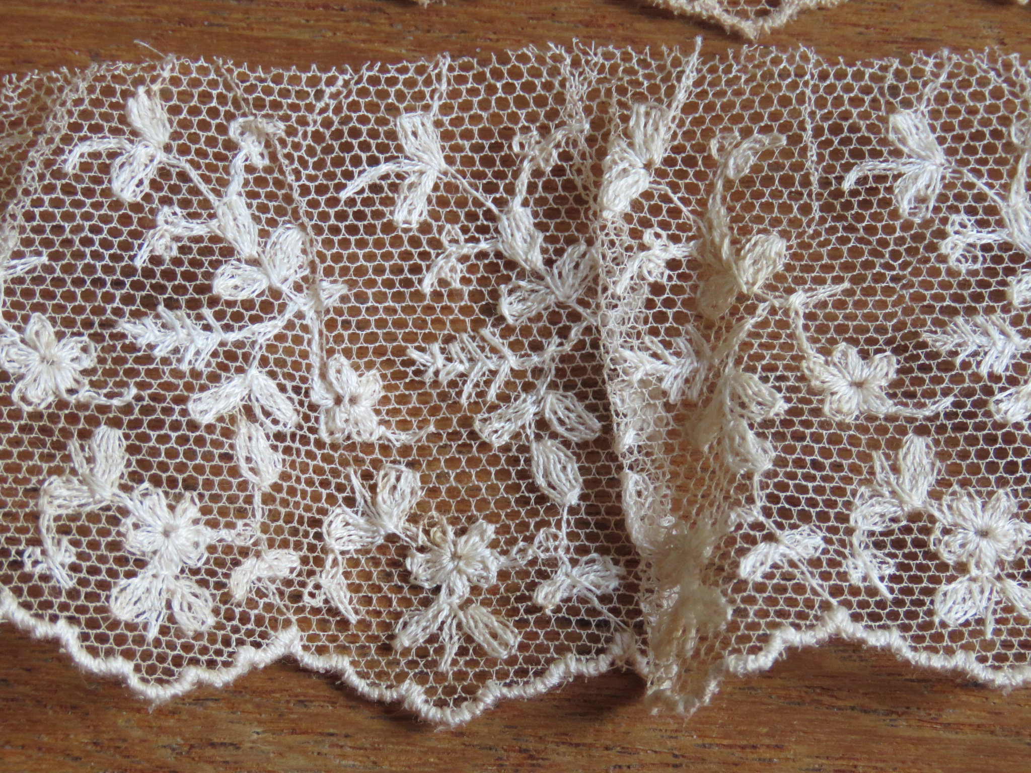 Used Antique Net Lace Trim Remnant Salvage Machine Embroidered 52" x 1 6/8" Sewing Dolls (LAC-43)