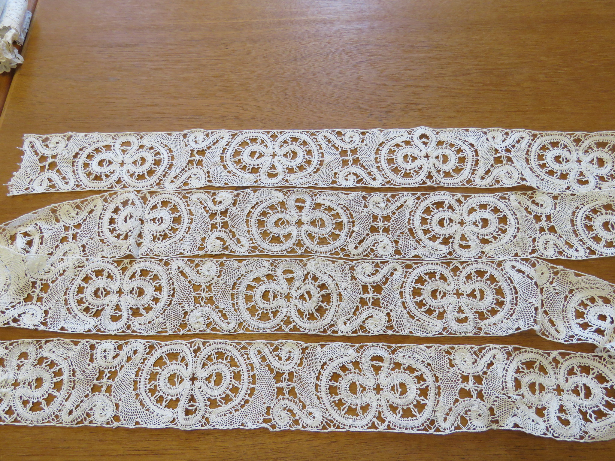 Unused Vintage Lace Trim Cream Insertion Machine Bobbin  (LAC-8)